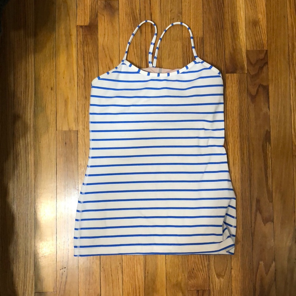 Lululemon top
